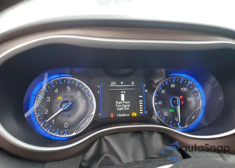 2018 Chrysler Pacifica Touring L z USA, uszkodzony, nr VIN 2C4RC1BG8JR235350